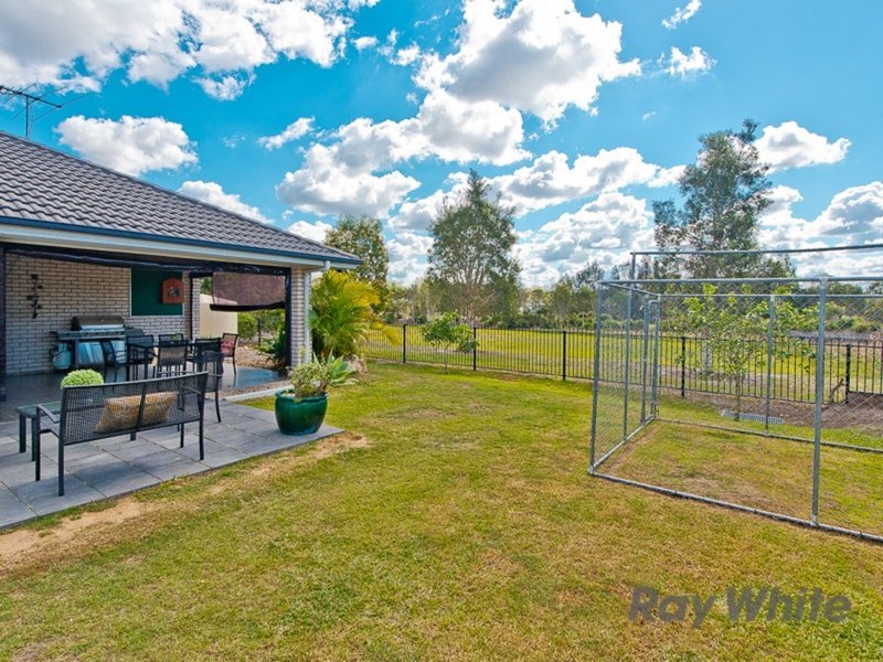 Photo - 18 Kimberley Drive, Burpengary QLD 4505 - Image 18