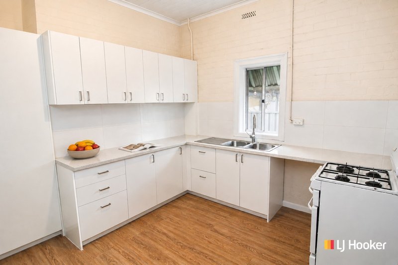 Photo - 18 King Street, Lithgow NSW 2790 - Image 2
