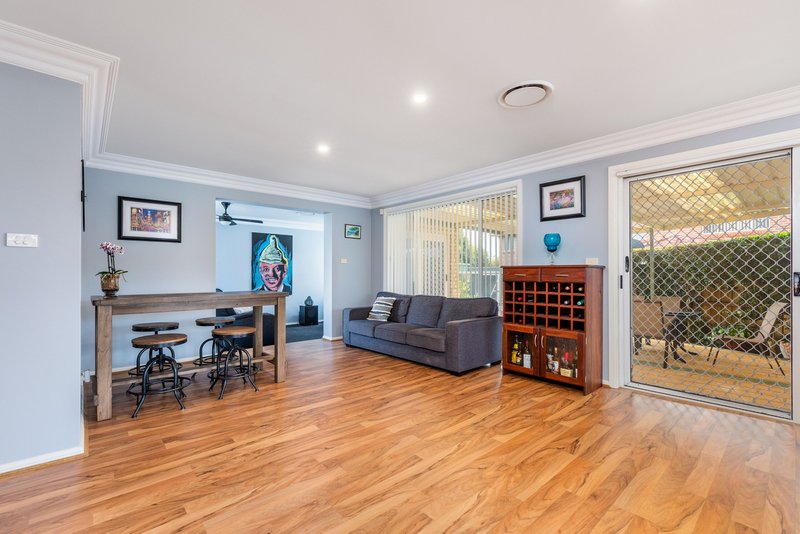 Photo - 18 Kingdom Place, Kellyville NSW 2155 - Image 5