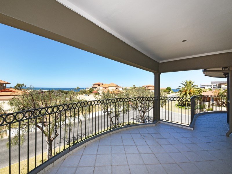 Photo - 18 Kinsale Drive, Mindarie WA 6030 - Image 24