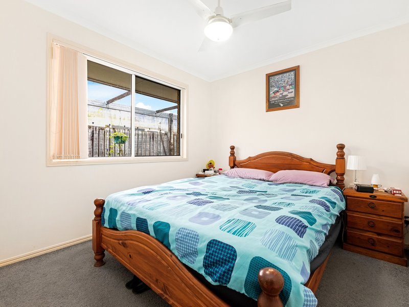 Photo - 18 Kookaburra Drive, Eli Waters QLD 4655 - Image 9