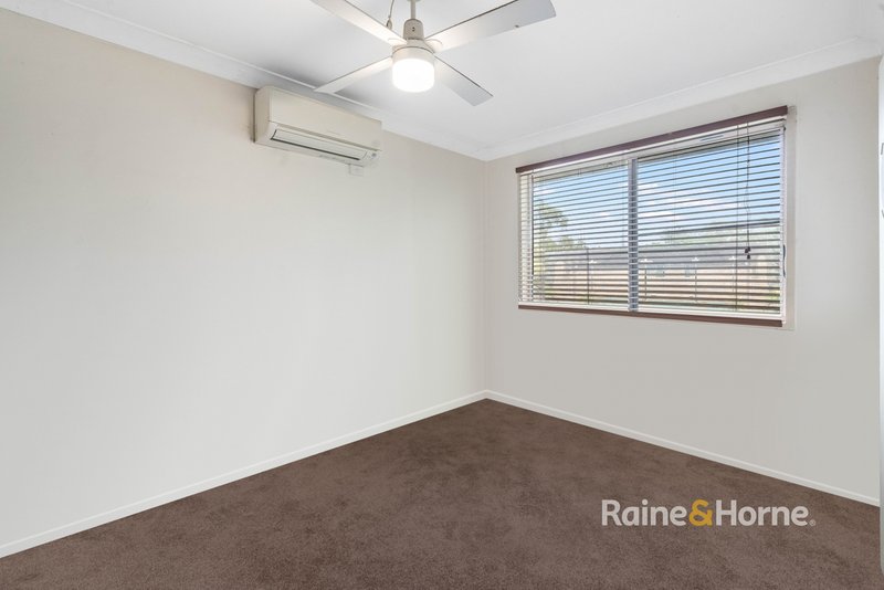 Photo - 18 Kooreal Road, Kincumber NSW 2251 - Image 4