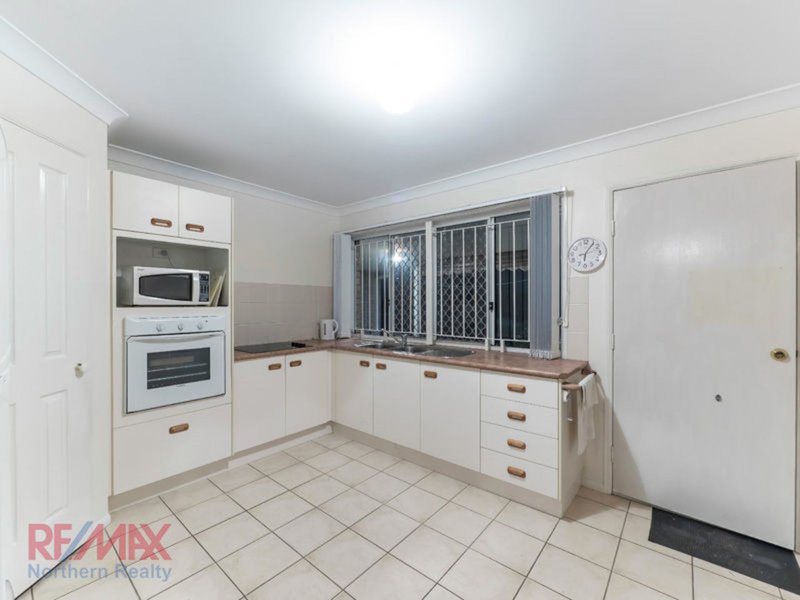 Photo - 18 Kosta Place, Albany Creek QLD 4035 - Image 9