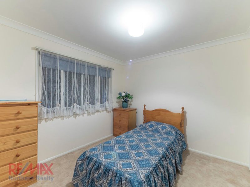 Photo - 18 Kosta Place, Albany Creek QLD 4035 - Image 14