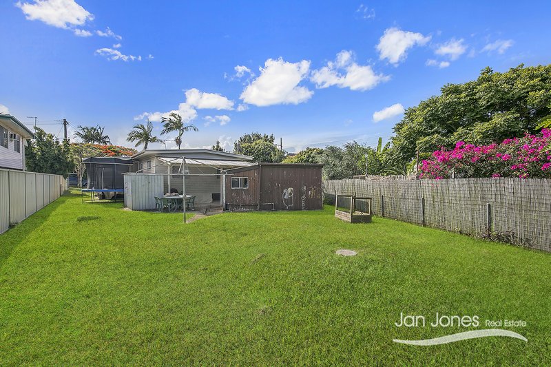 Photo - 18 Kunyam St , Kippa-Ring QLD 4021 - Image 14