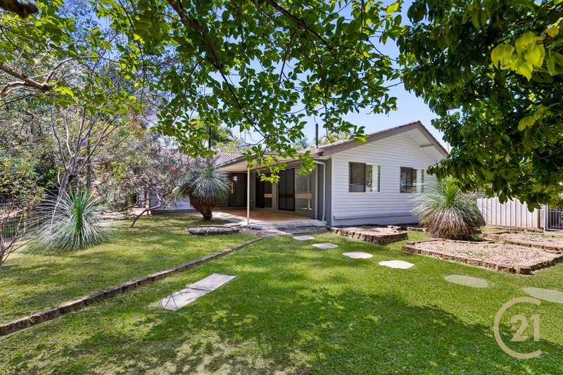 Photo - 18 Kuringal Drive, Ferny Hills QLD 4055 - Image 20