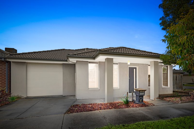 18 Kurrali Crescent, Werribee VIC 3030