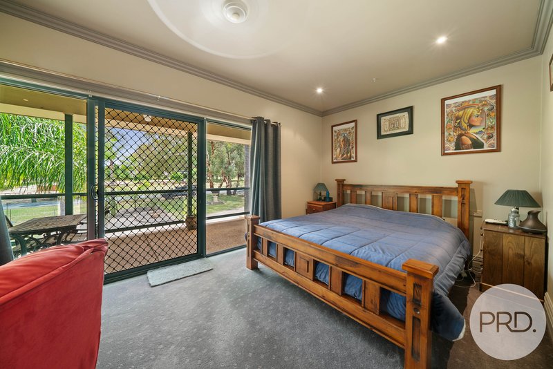 Photo - 18 Kyeamba Avenue, Lake Albert NSW 2650 - Image 6