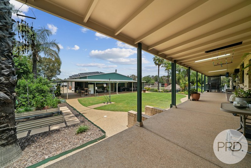 Photo - 18 Kyeamba Avenue, Lake Albert NSW 2650 - Image 13