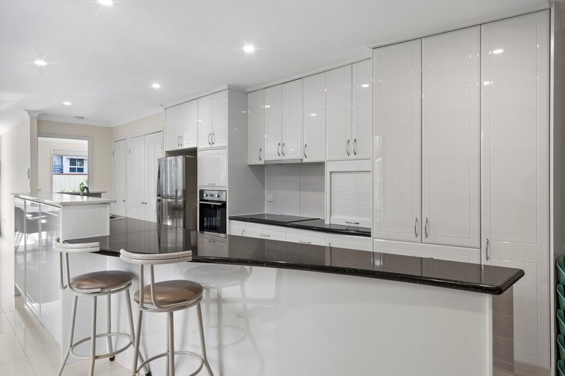 Photo - 18 Kyogle Street, Crestmead QLD 4132 - Image 3