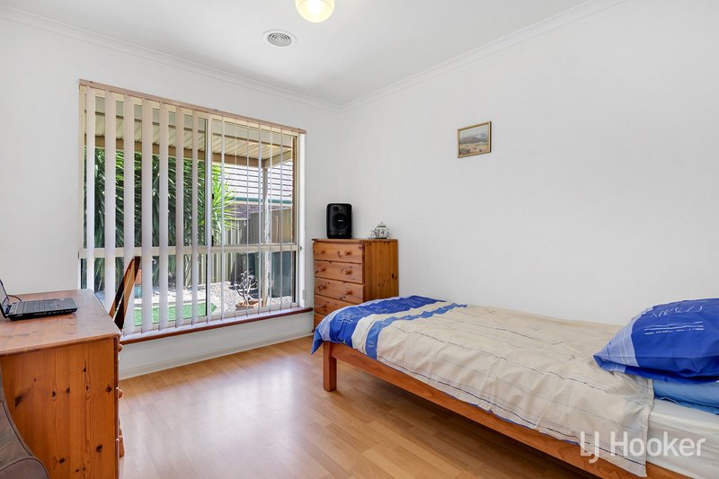 Photo - 18 Lachlan Drive, Craigmore SA 5114 - Image 15