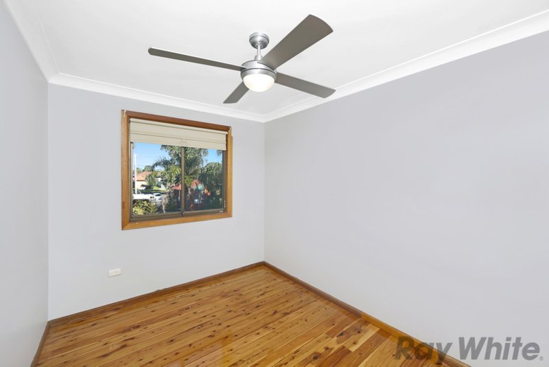 Photo - 18 Laelana Avenue, Budgewoi NSW 2262 - Image 11