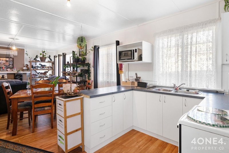 Photo - 18 Laguna Place, Derwent Park TAS 7009 - Image 3