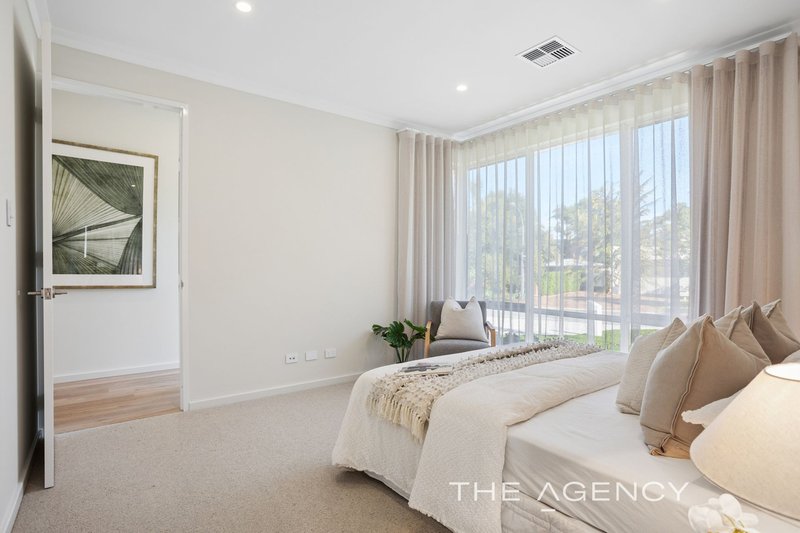 Photo - 18 Lake Carine Gardens, Carine WA 6020 - Image 3
