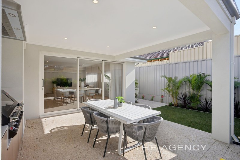 Photo - 18 Lake Carine Gardens, Carine WA 6020 - Image 18