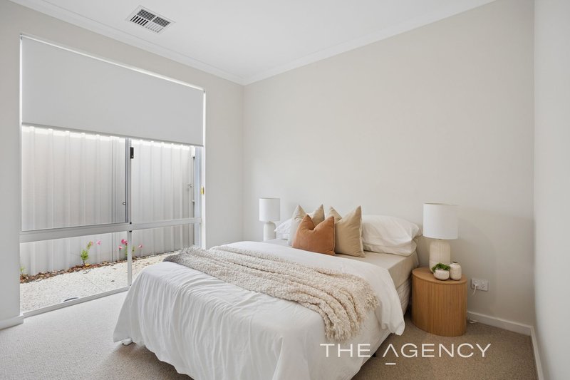 Photo - 18 Lake Carine Gardens, Carine WA 6020 - Image 24