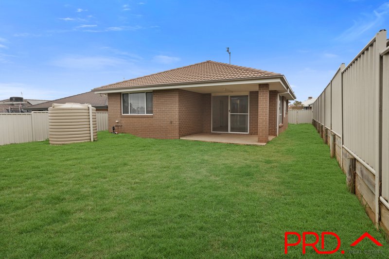 Photo - 18 Lake Place, Tamworth NSW 2340 - Image 16