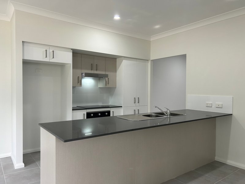 Photo - 18 Lakkari Close, Taree NSW 2430 - Image 3