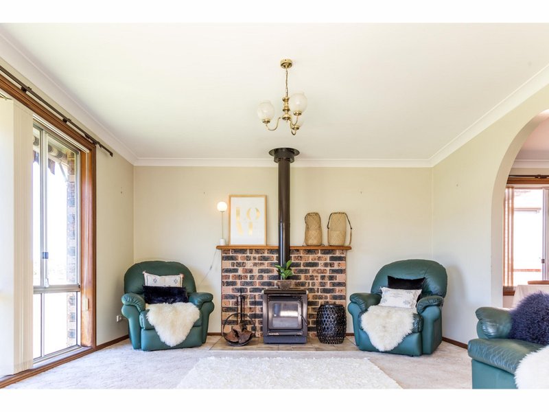 Photo - 18 Lambs Crescent, Vincentia NSW 2540 - Image 5