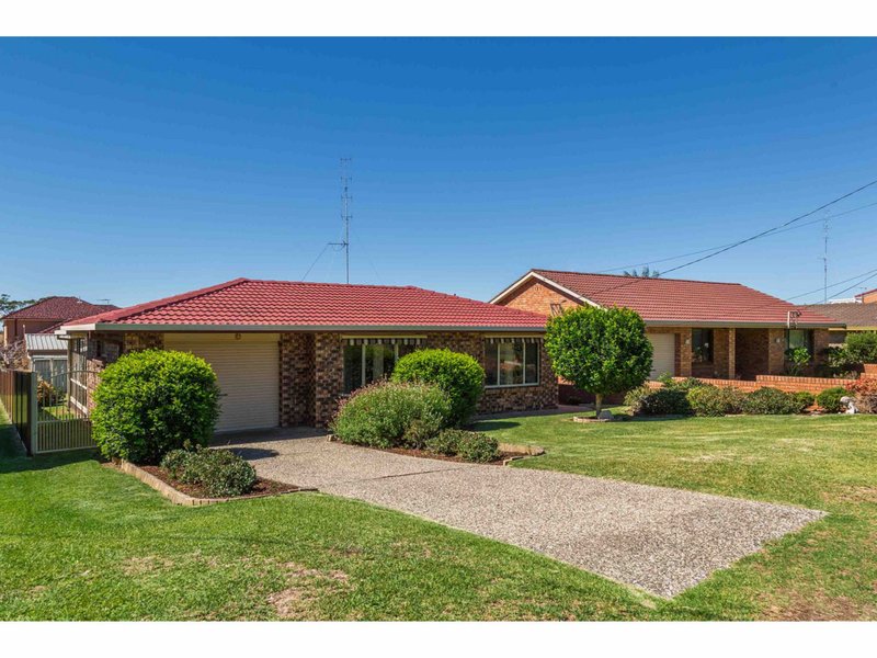 Photo - 18 Lambs Crescent, Vincentia NSW 2540 - Image 19