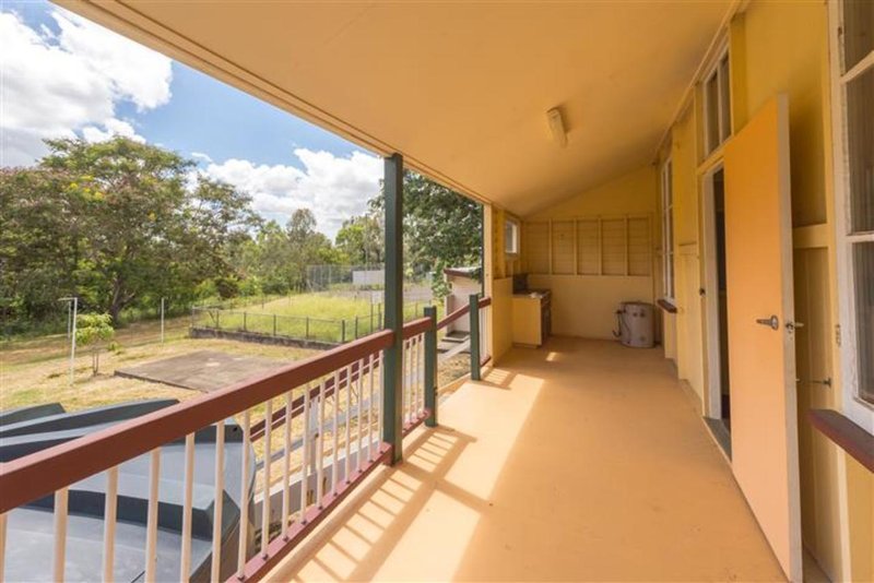 Photo - 18 Langmorn Street, Raglan QLD 4697 - Image 4