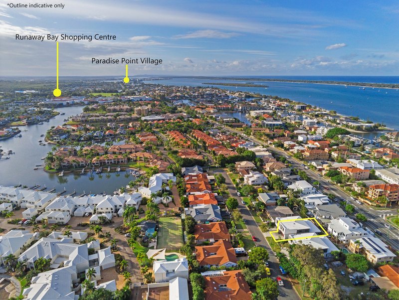 Photo - 1/8 Lee Road, Runaway Bay QLD 4216 - Image 17