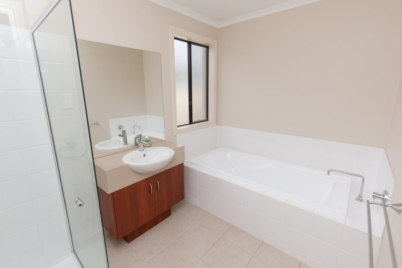 Photo - 18 Leicester Street, Mildura VIC 3500 - Image 11