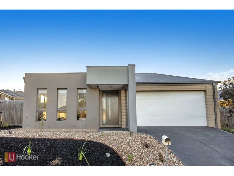 Photo - 18 Leveque Loop, Craigieburn VIC 3064 - Image