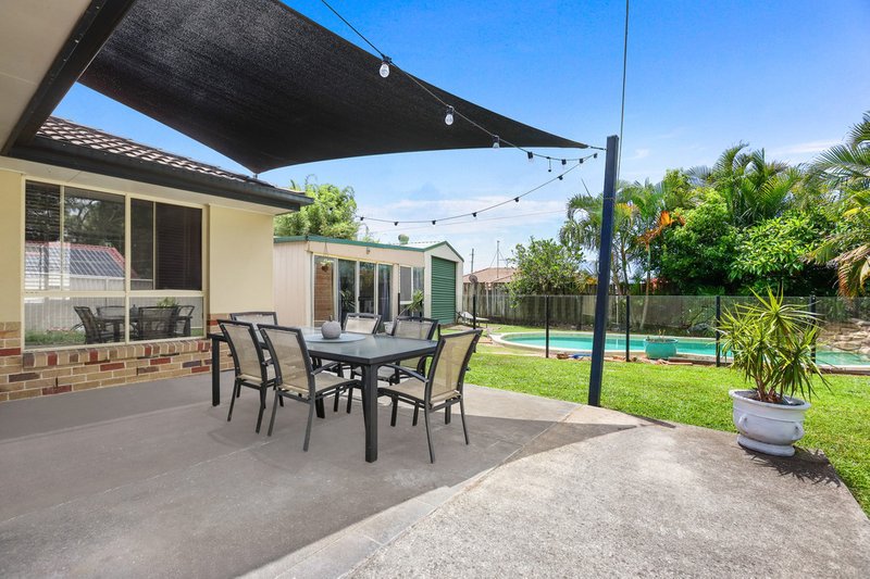 Photo - 18 Leviathan Drive, Mudgeeraba QLD 4213 - Image 3