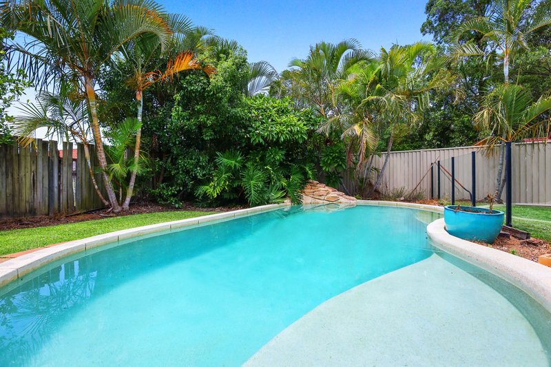 Photo - 18 Leviathan Drive, Mudgeeraba QLD 4213 - Image 4