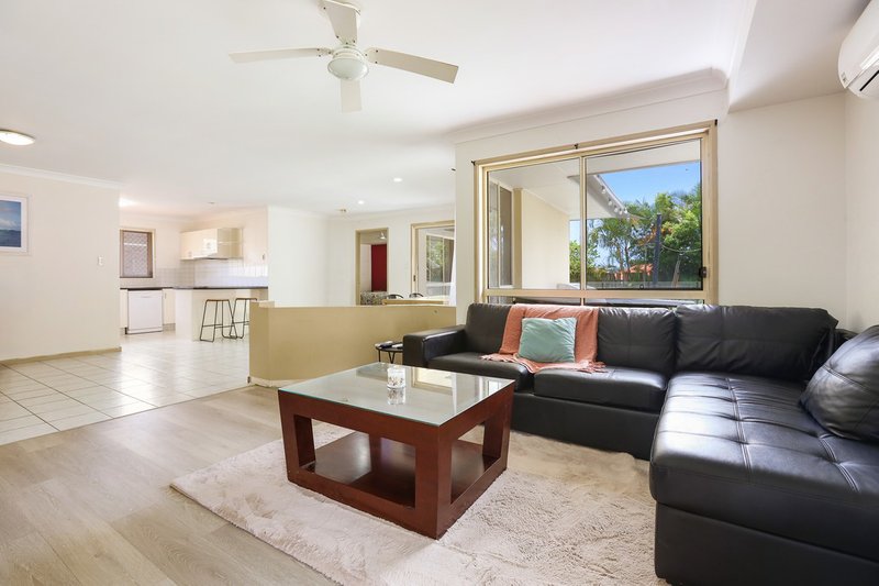 Photo - 18 Leviathan Drive, Mudgeeraba QLD 4213 - Image 5