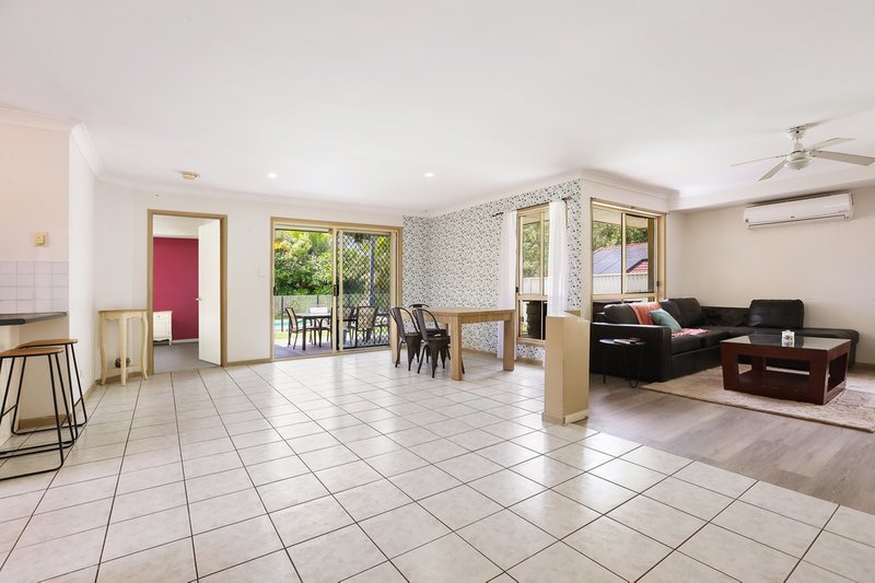 Photo - 18 Leviathan Drive, Mudgeeraba QLD 4213 - Image 6