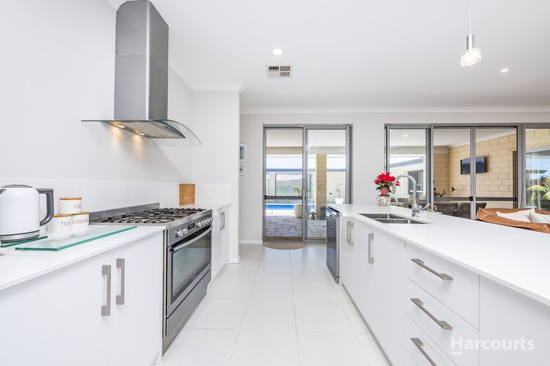 Photo - 18 Lifeboat Road, Jindalee WA 6036 - Image 7