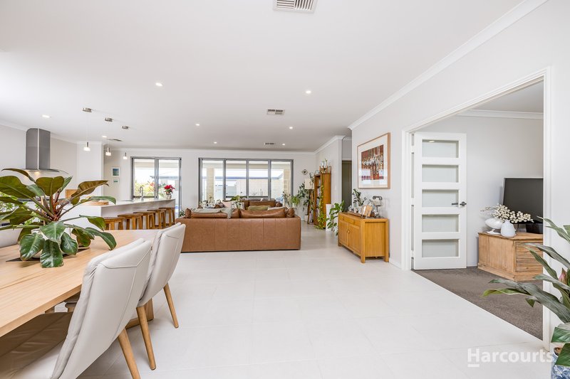 Photo - 18 Lifeboat Road, Jindalee WA 6036 - Image 11