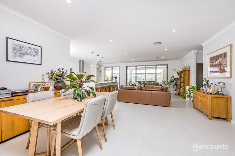 Photo - 18 Lifeboat Road, Jindalee WA 6036 - Image 15