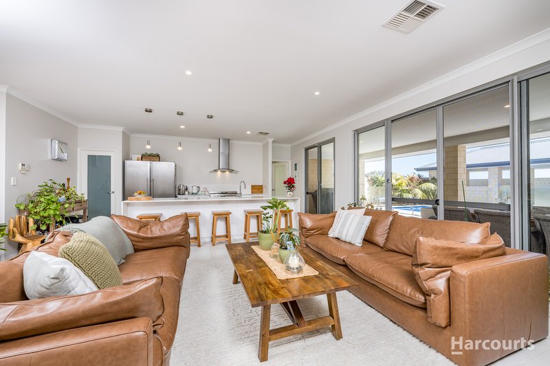 Photo - 18 Lifeboat Road, Jindalee WA 6036 - Image 16