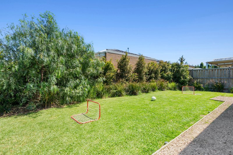 Photo - 18 Lightwood Road, Lara VIC 3212 - Image 10