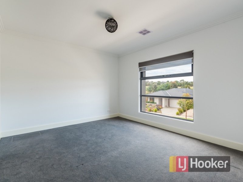 Photo - 18 Limeburner Grove, Botanic Ridge VIC 3977 - Image 13