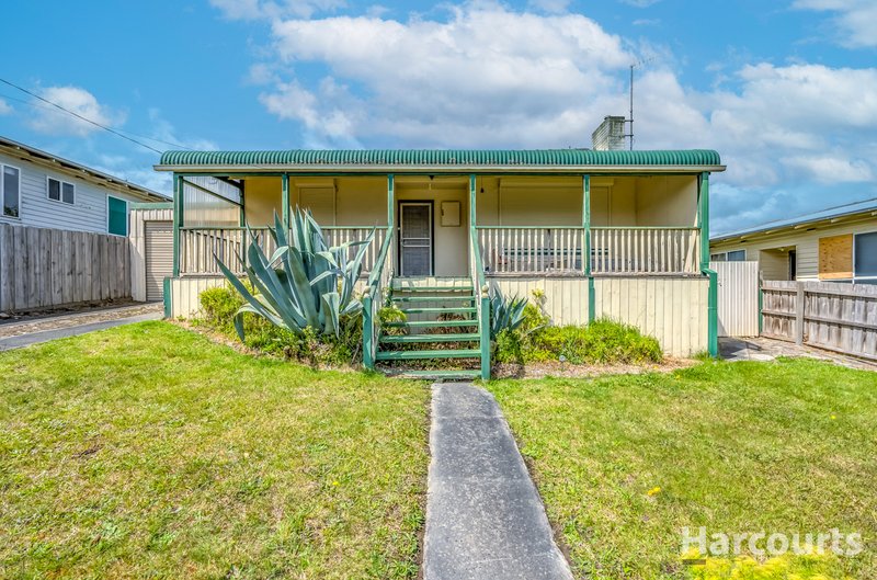 Photo - 18 Lincoln Street, Moe VIC 3825 - Image 2