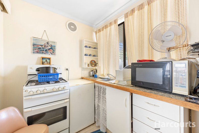 Photo - 18 Lincoln Street, Moe VIC 3825 - Image 13