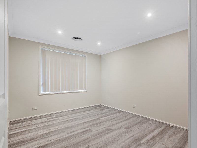 Photo - 18 Linum Place, Mount Annan NSW 2567 - Image 10