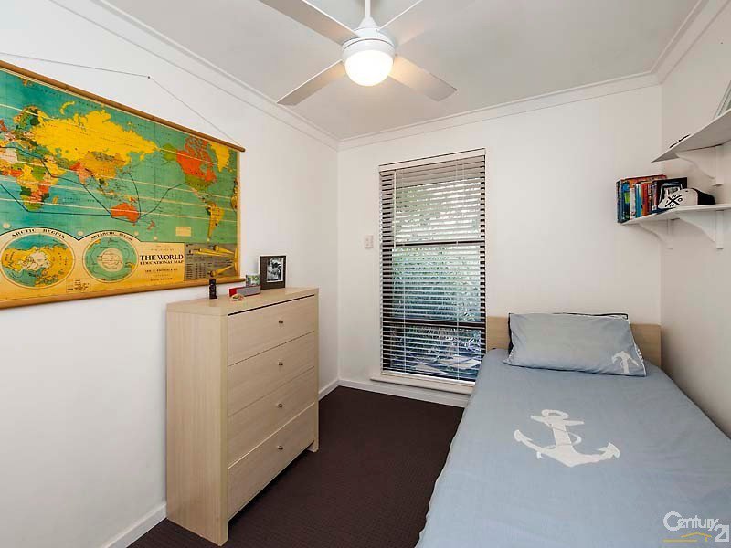 Photo - 18 Loaring Street, Mandurah WA 6210 - Image 14