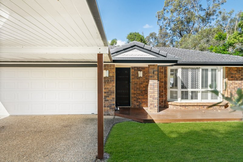 Photo - 18 Lockhart Place, Murrumba Downs QLD 4503 - Image 5