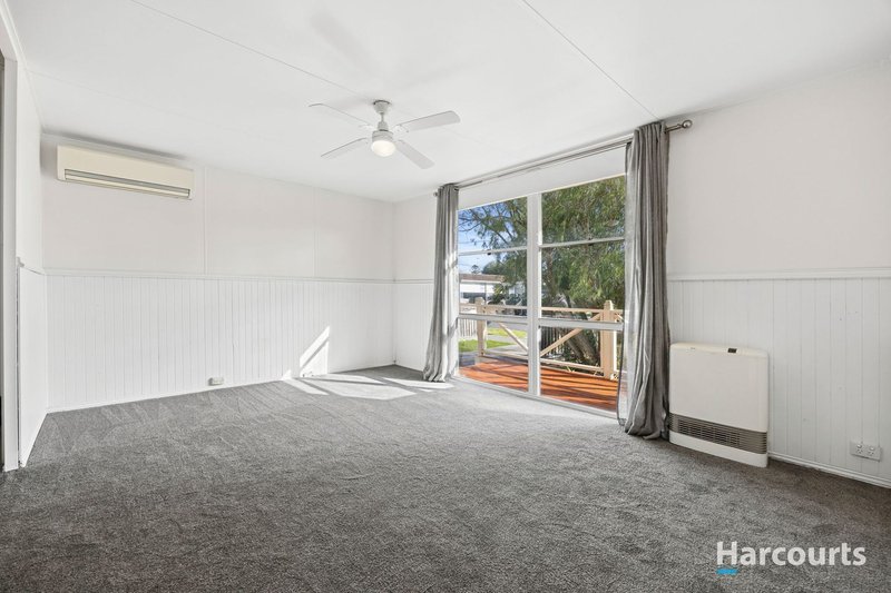 Photo - 18 Loddon Street, Corio VIC 3214 - Image 4