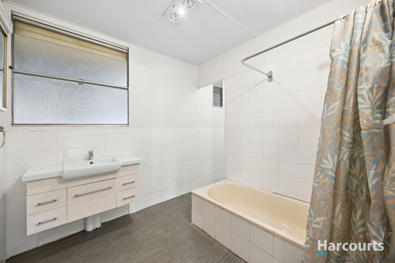 Photo - 18 Loddon Street, Corio VIC 3214 - Image 7