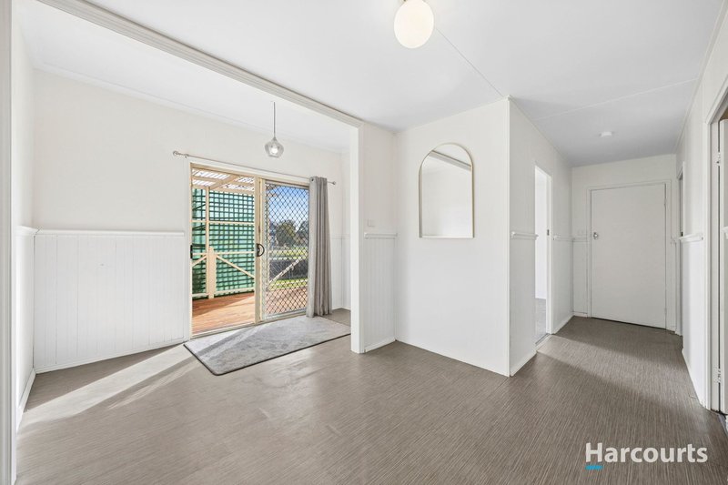 Photo - 18 Loddon Street, Corio VIC 3214 - Image 8