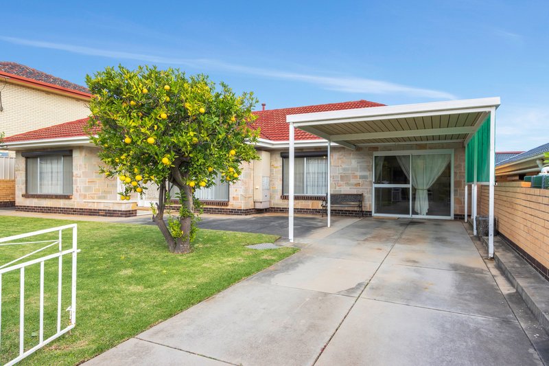 Photo - 18 Lorenz Street, Campbelltown SA 5074 - Image 4