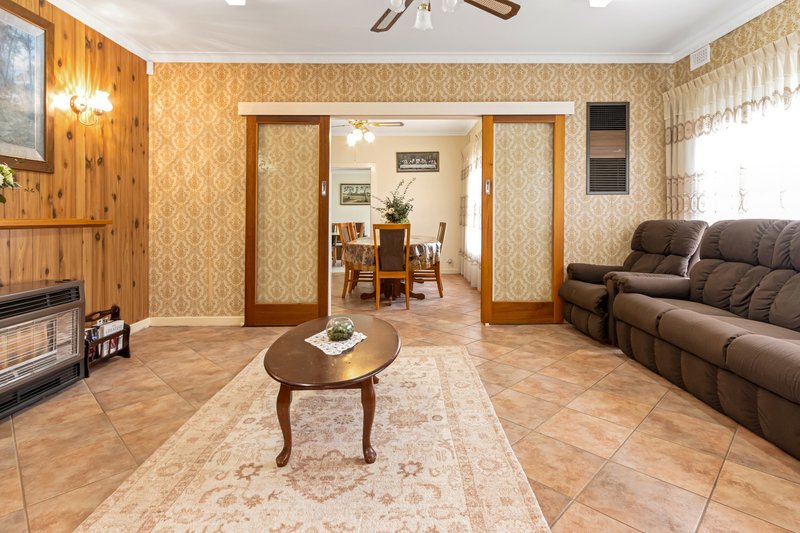 Photo - 18 Lorenz Street, Campbelltown SA 5074 - Image 11