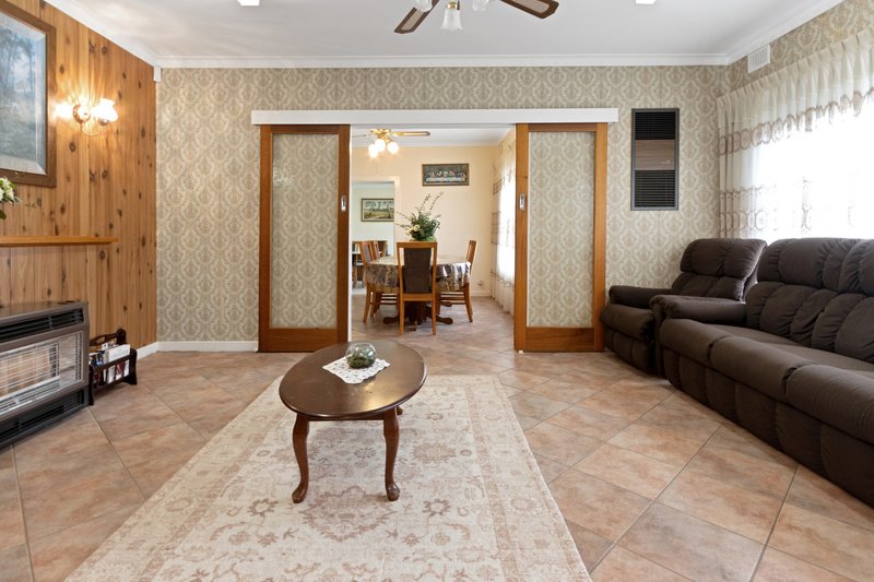 Photo - 18 Lorenz Street, Campbelltown SA 5074 - Image 12
