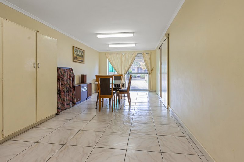 Photo - 18 Lorenz Street, Campbelltown SA 5074 - Image 13